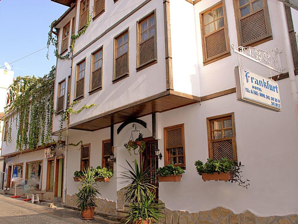Frankfurt Hotel Antália Exterior foto